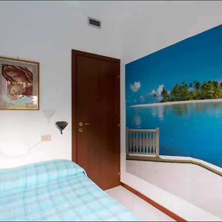 Nest Apollo Apartment